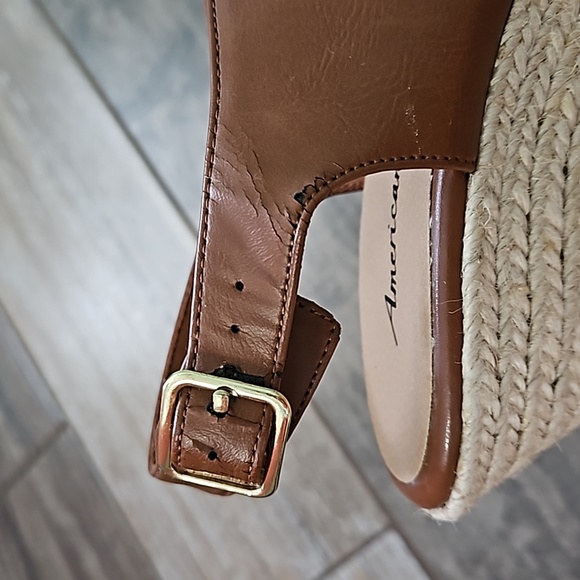 Crossover Wedges - Picture 5 of 6